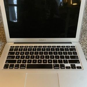 Apple MacBook Air